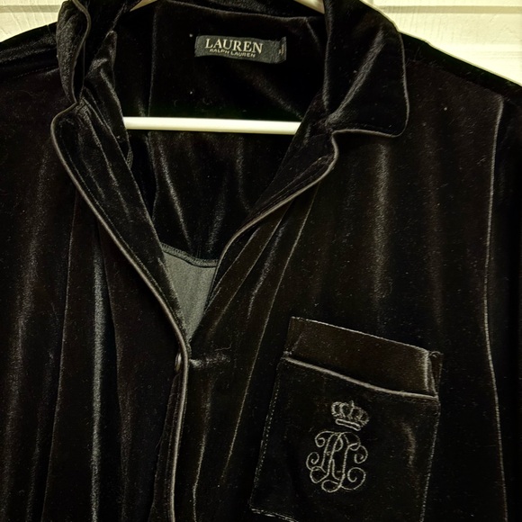 Ralph Lauren Black Velvet Pajama Set - Picture 2 of 4